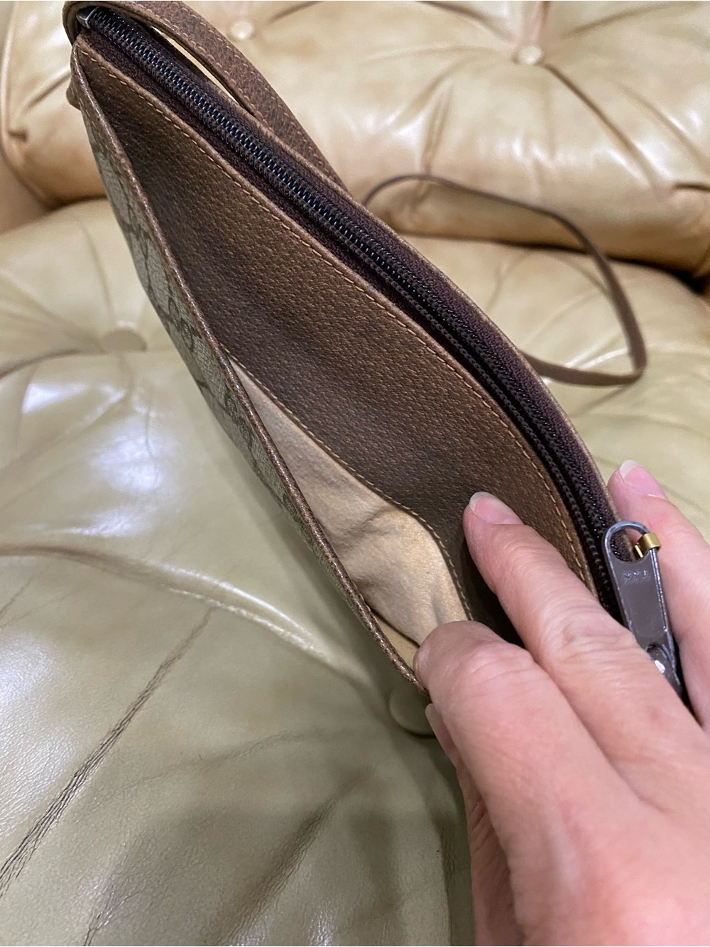 Vintage Gucci Crossbody GG Monogram Authentic - Picture 5 of 16